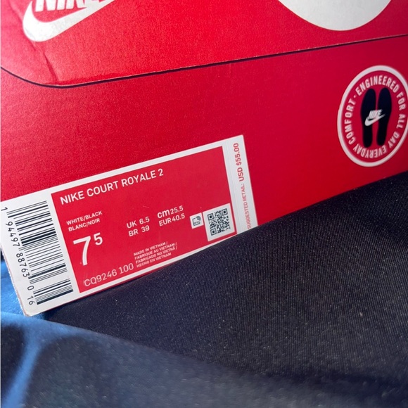 Nike Court Royale 2 - Picture 2 of 3